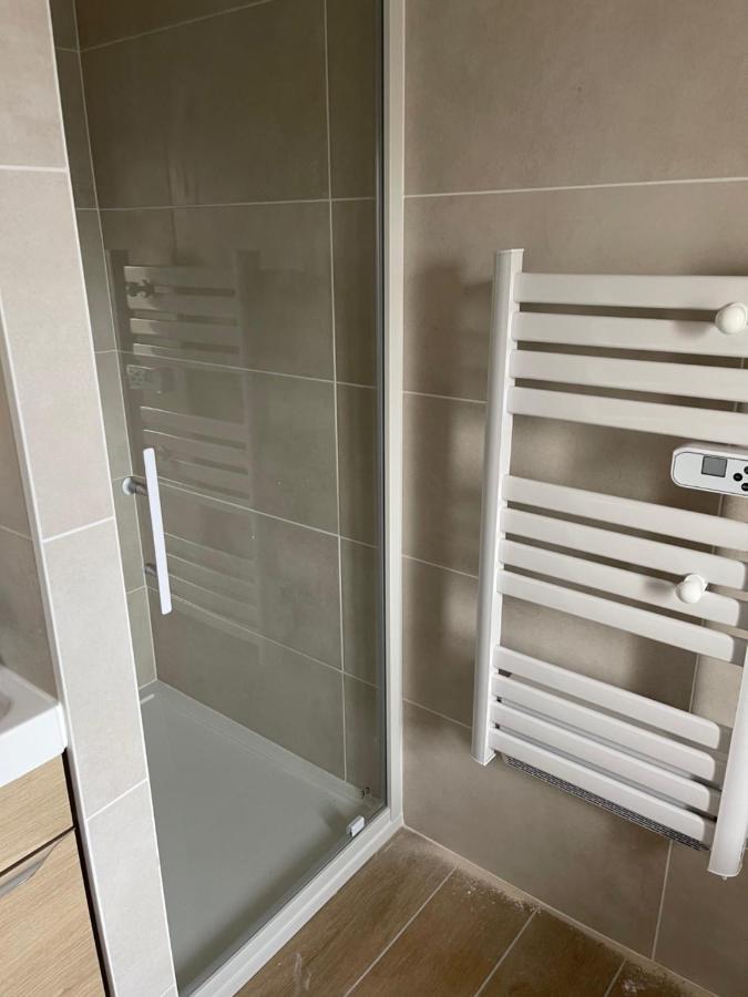 La Parenthese Balneo T2 Cosy De 40M² Avec Terrasse Apartment Ternay  ภายนอก รูปภาพ