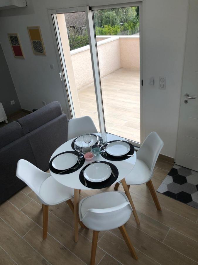 La Parenthese Balneo T2 Cosy De 40M² Avec Terrasse Apartment Ternay  ภายนอก รูปภาพ