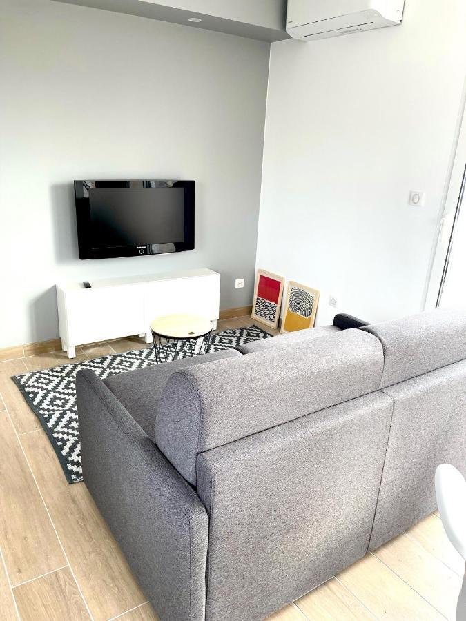 La Parenthese Balneo T2 Cosy De 40M² Avec Terrasse Apartment Ternay  ภายนอก รูปภาพ